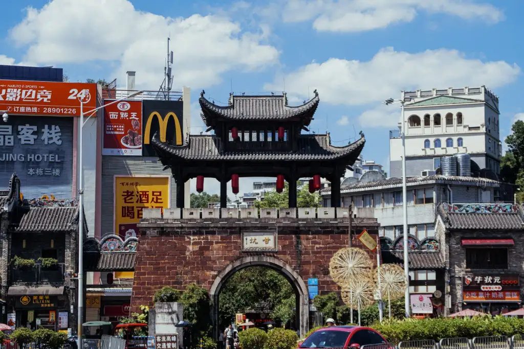 海南袁瑞彬科技智能硬件技术优势解析与市场趋势